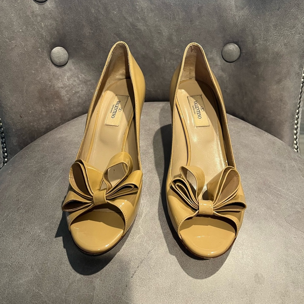 Valentino Tan Peep-Toe Heels with Bow Detail